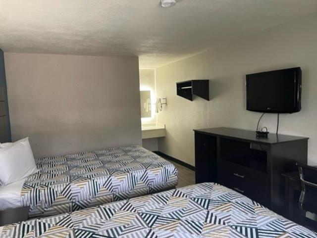 Motel 6 Baton Rouge East, La I12 מראה חיצוני תמונה