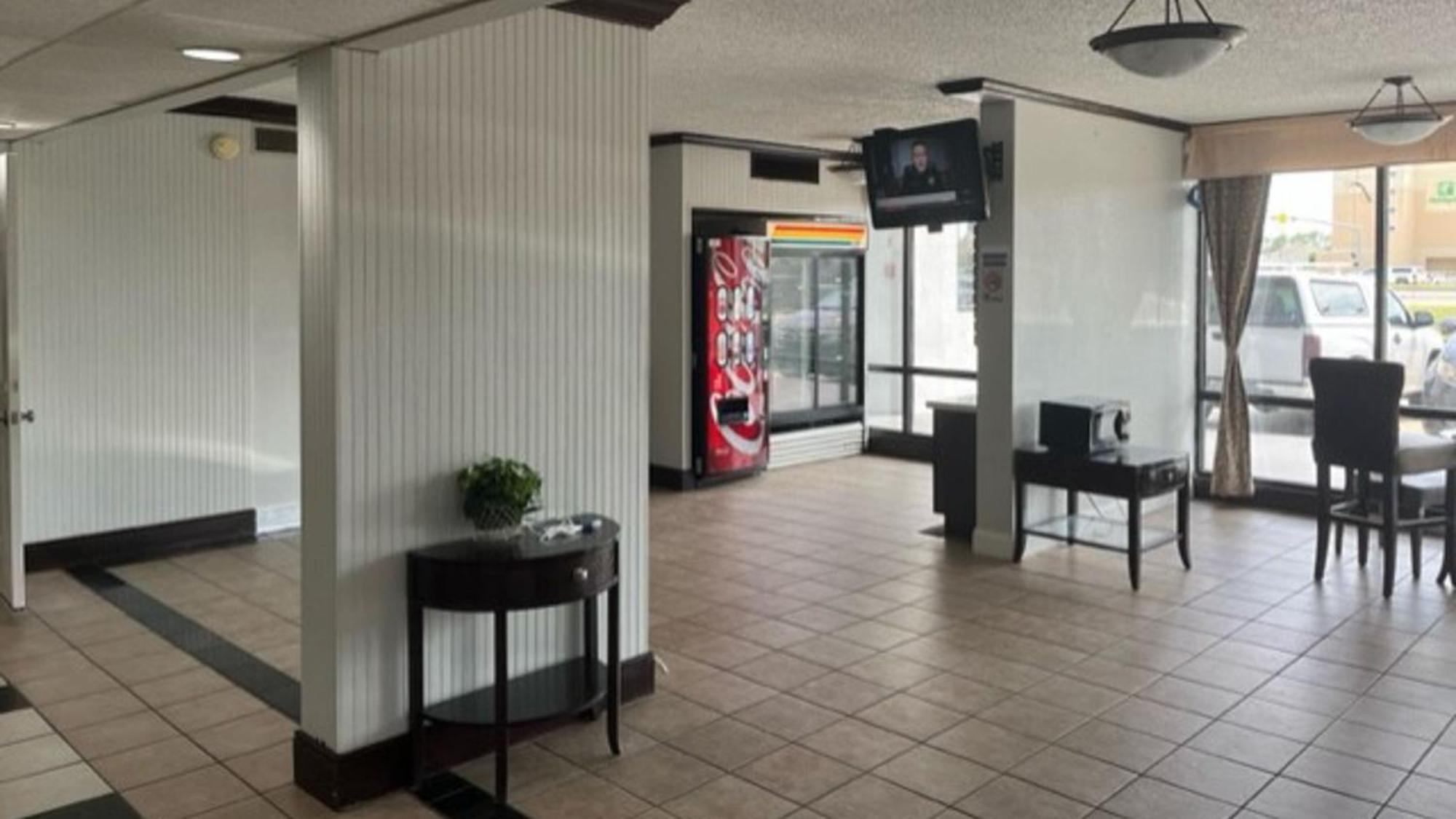 Motel 6 Baton Rouge East, La I12 מראה חיצוני תמונה