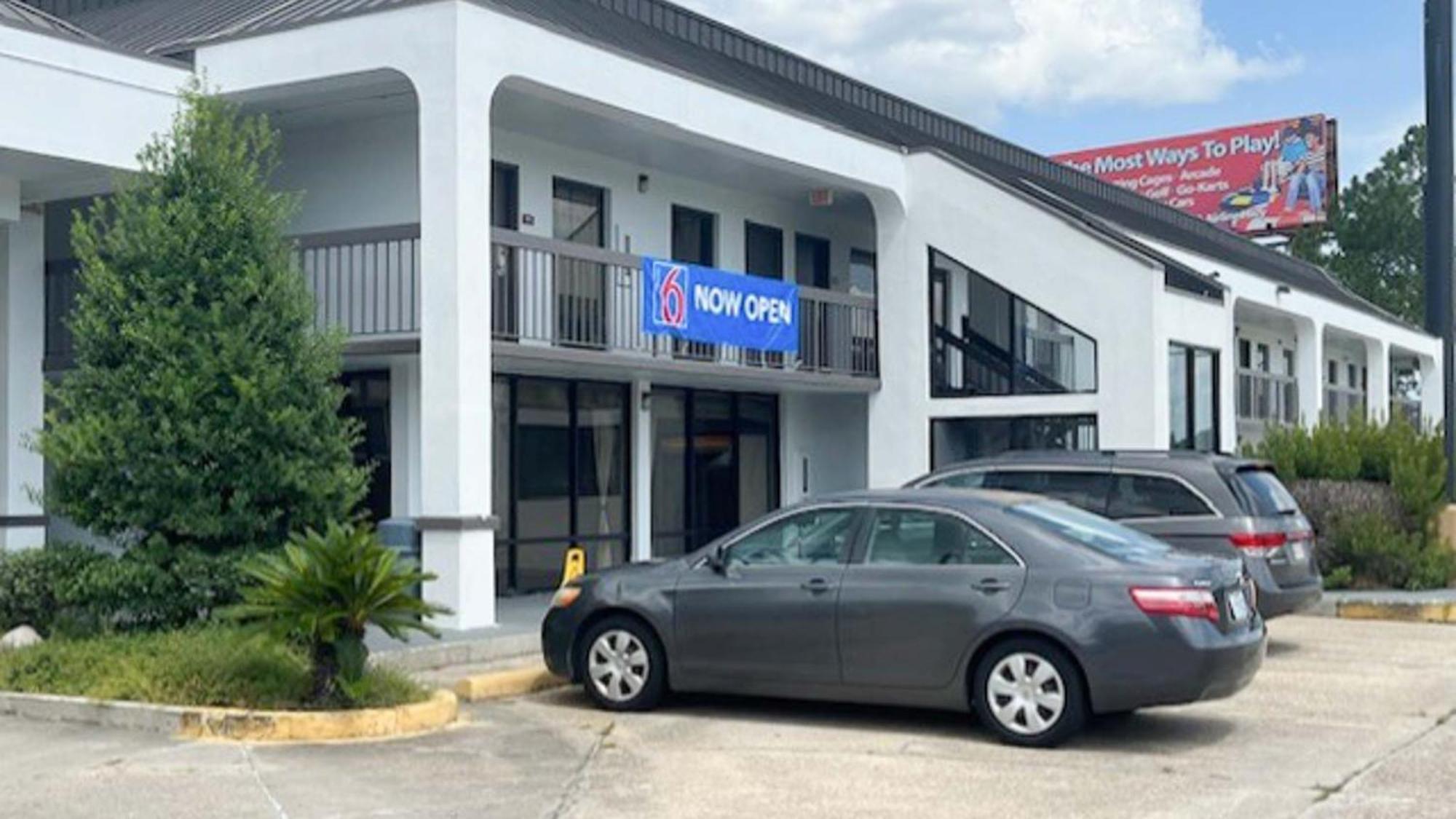 Motel 6 Baton Rouge East, La I12 מראה חיצוני תמונה