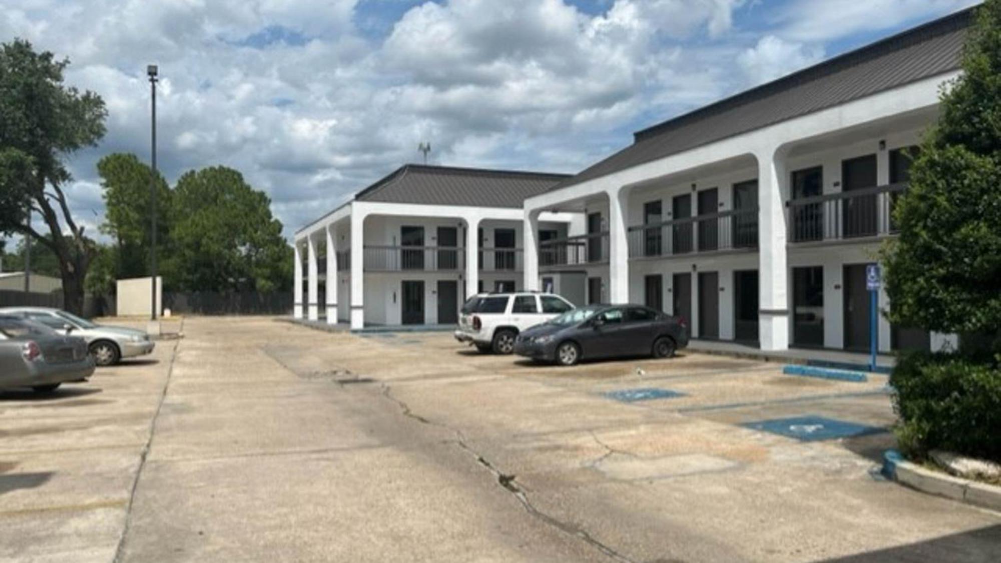 Motel 6 Baton Rouge East, La I12 מראה חיצוני תמונה
