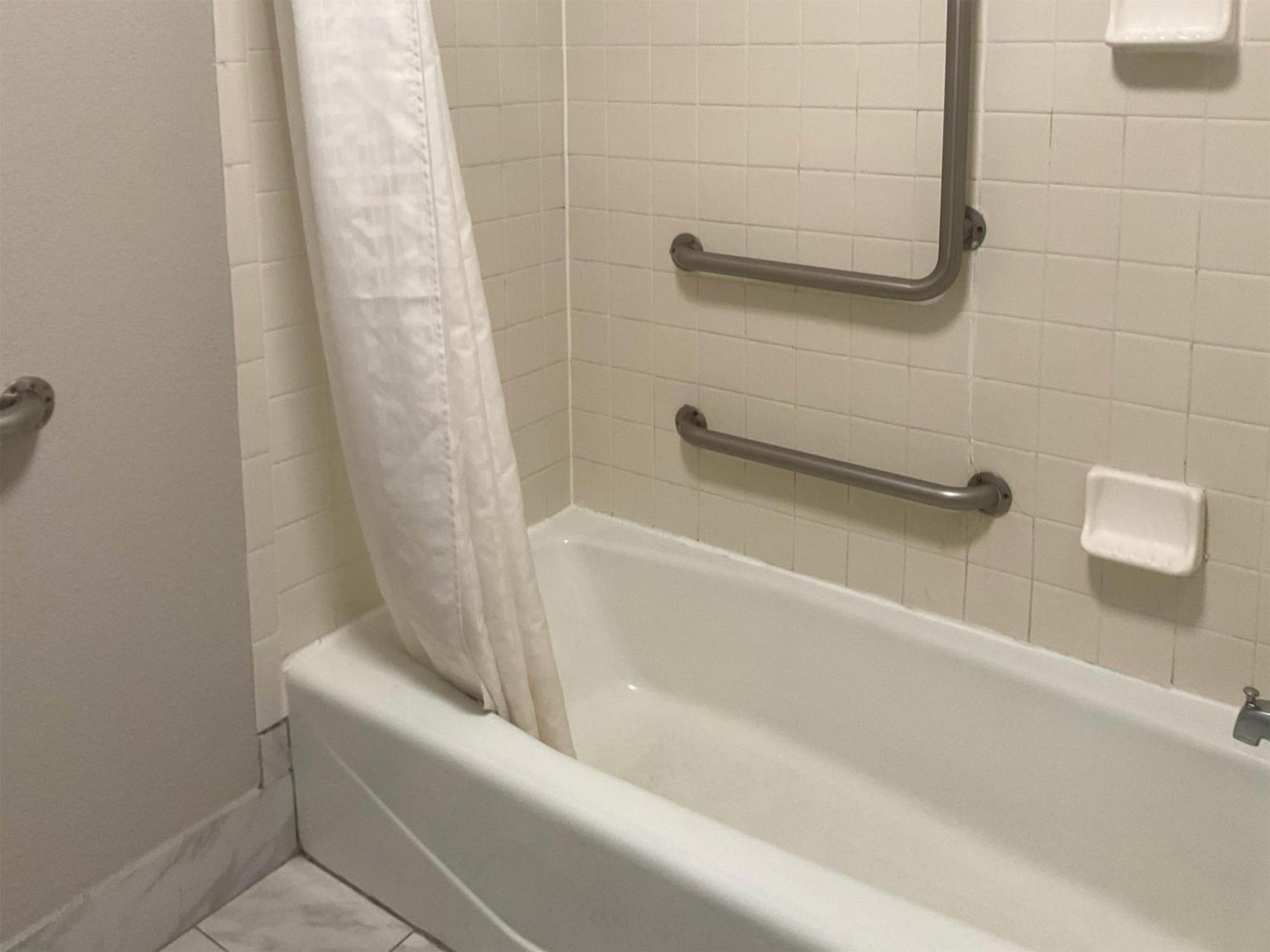 Motel 6 Baton Rouge East, La I12 מראה חיצוני תמונה