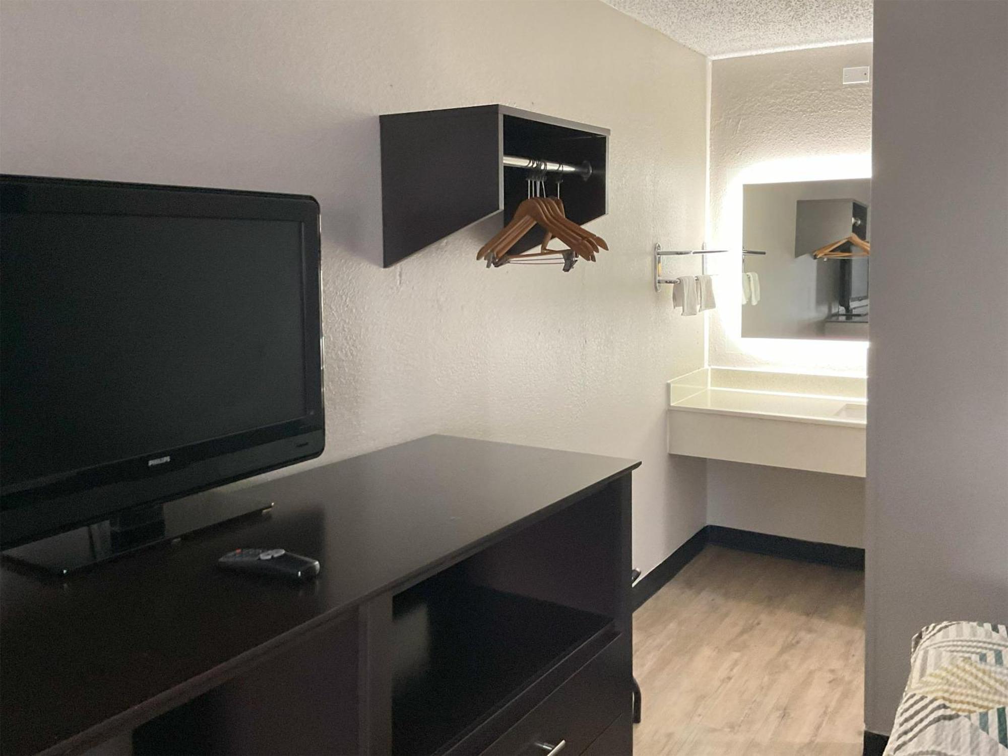 Motel 6 Baton Rouge East, La I12 מראה חיצוני תמונה