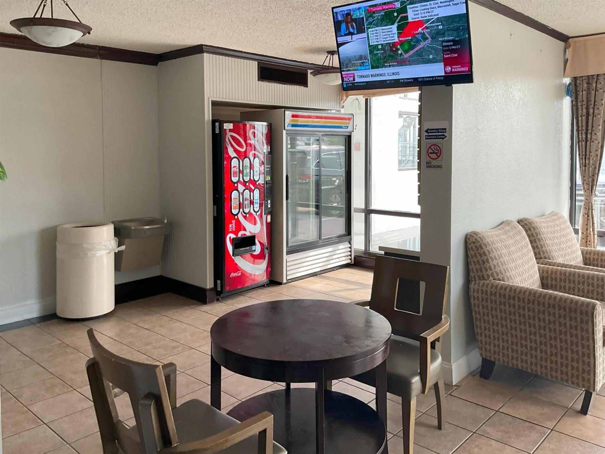 Motel 6 Baton Rouge East, La I12 מראה חיצוני תמונה